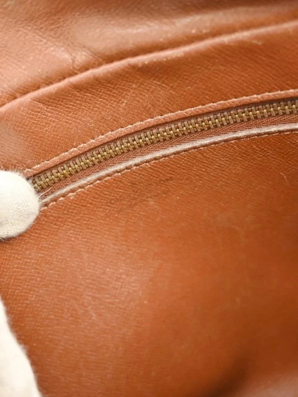LOUIS VUITTON TROCADERO 27 CROSSBODY SHOULDER BAG